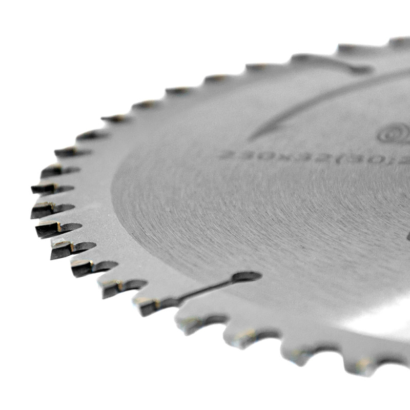 Grad Диск пильный по дереву с твердосплавными напайками Ø230×32 (30; 25.4)×60Т, 6000об/мин (1958575)