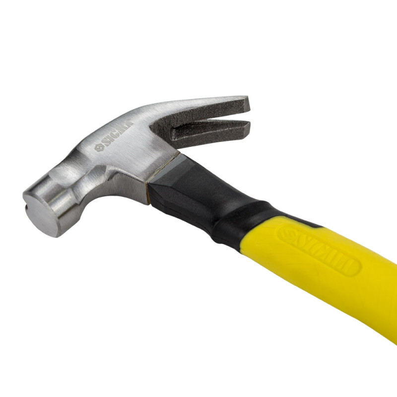 SIGMA Молоток-цветоход 225г фибергласовая ручка (магнит) (4315021)