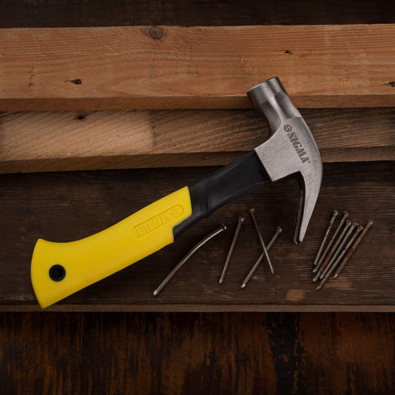 SIGMA Молоток-цветоход 225г фибергласовая ручка (магнит) (4315021)