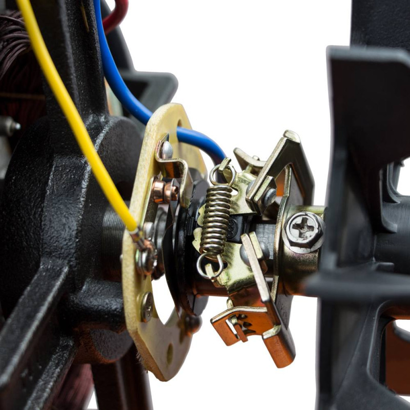 Grad Компрессор V 2.2кВт 386л/мин 8бар 50л (2 крана) (7043935)