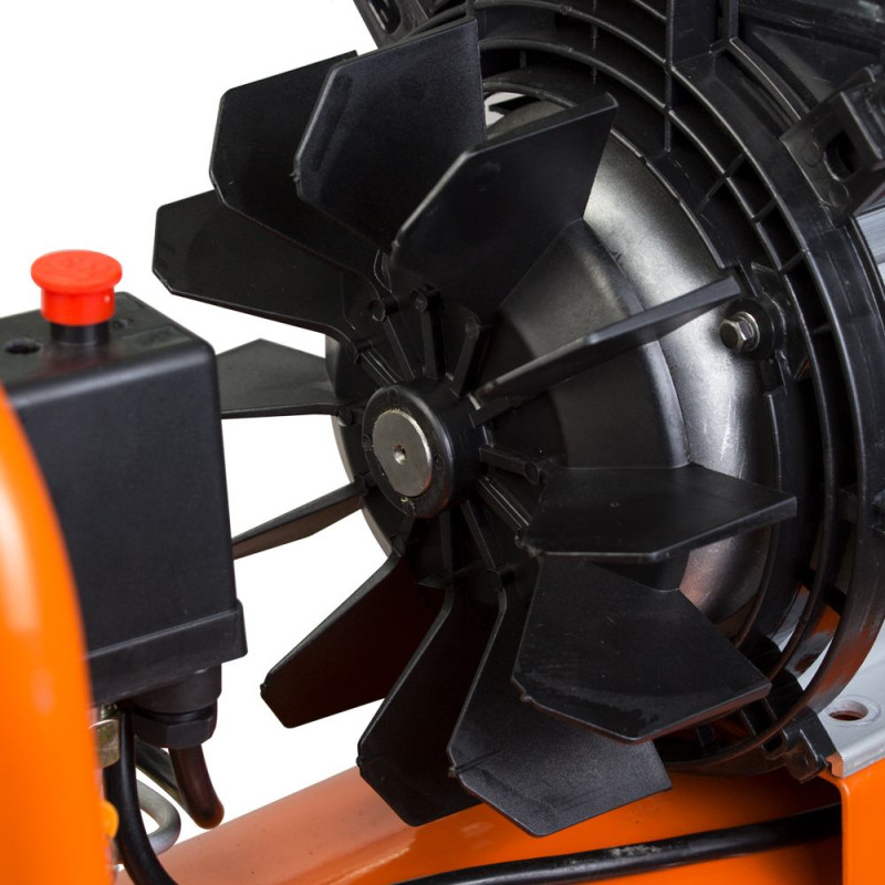 Grad Компрессор V 2.5кВт 435л/мин 8бар 50л (2 крана) (7043945)