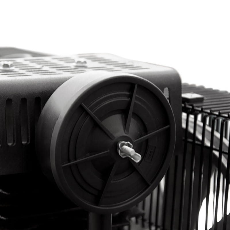 SIGMA Компрессор двухцилиндровый ременный 2.5кВт 335л/мин 10бар 50л (2 крана) (7044121)