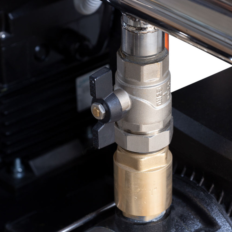 Leo Станция повышения давления 2×1.1кВт Hmax 58м Qmax 120л/мин нерж 24л + частотная регулировка 3.0 (2ECHm4-60-2AVF-1.1M-24)