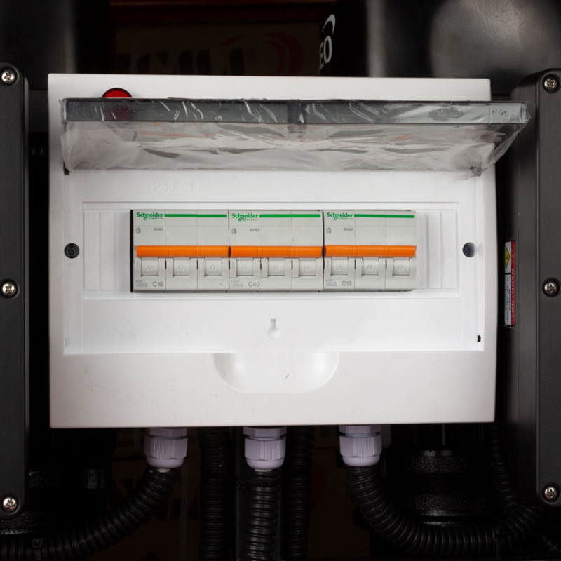 Leo Станция повышения давления 380В 2×4.0кВт Hmax 122м Qmax 216.7л/мин 12л + частотная регулировка 3.0 (2LVR10-12-2AVF-4.0-12)