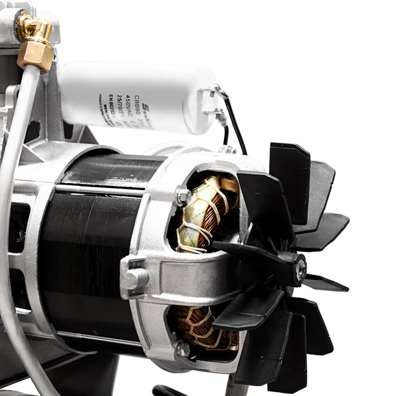 SIGMA Компрессор одноцилиндровый безмасляный 1.8кВт 245л/мин 8бар 24л (7042121)