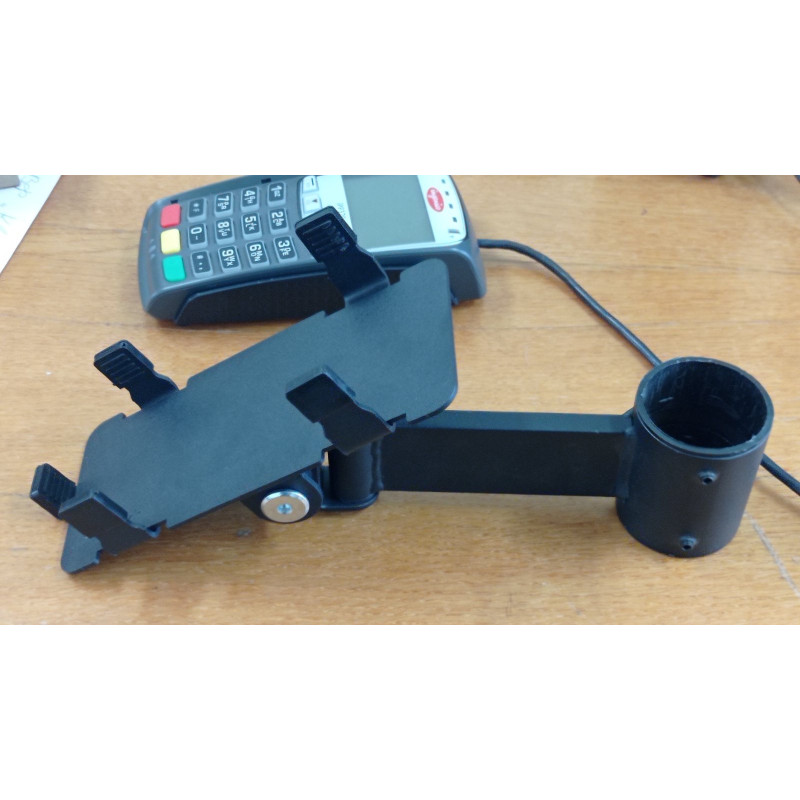 KVADO Тримач банківського терміналу на консолі