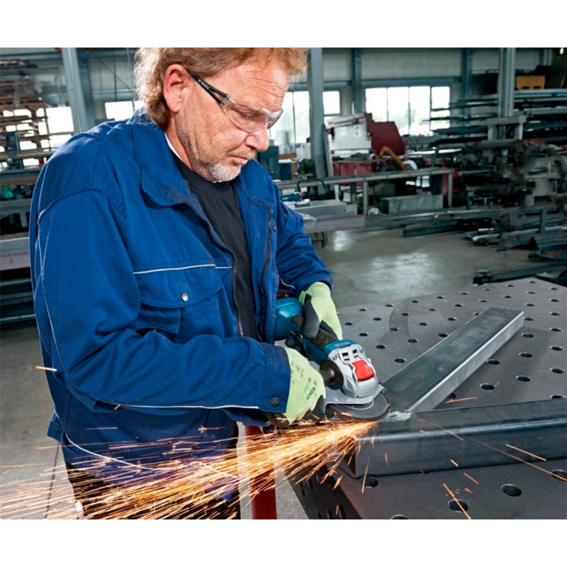 BOSCH Шлифмашина угловая (болгарка) акумуляторна GWS 180, 125мм, 18В 1х4.0Аг, 11000об/хв, безщіткова, 1.6кг (06019H9025)