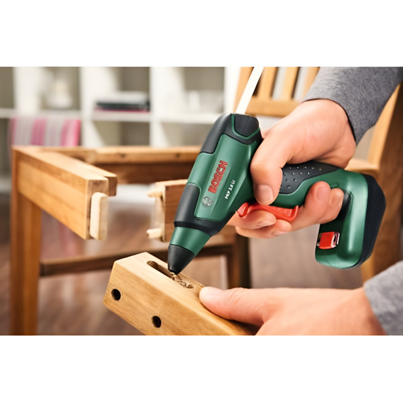 BOSCH Пістолет клейовий PKP 3,6 LI, 3.6В, стрижень 7х150мм, 0.3кг (0603264620)