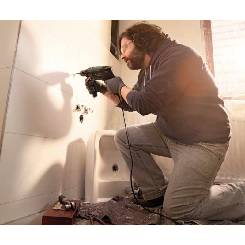 BOSCH ударная UniversalImpact 700 (0603131020)