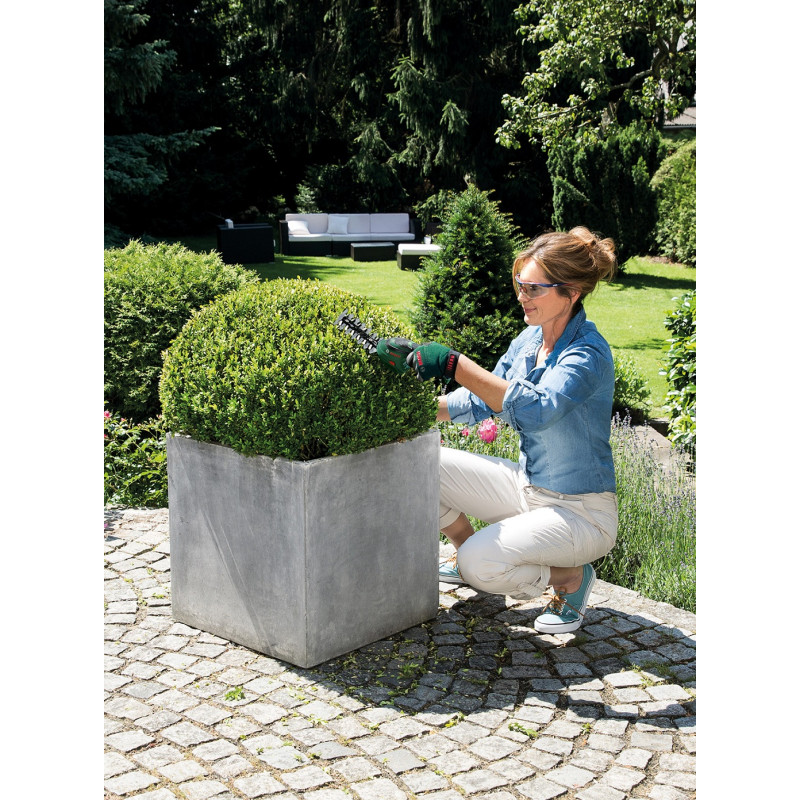 BOSCH Кущоріз ISIO, акумуляторний 3.6 V Li 1.5 Ач, ніж 12 см (0600833108)