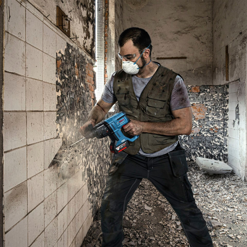 BOSCH Набір інструменту Professional перфоратор GBH 180-LI + дриль-шуруповерт GSR 180-LI (0615990M31)