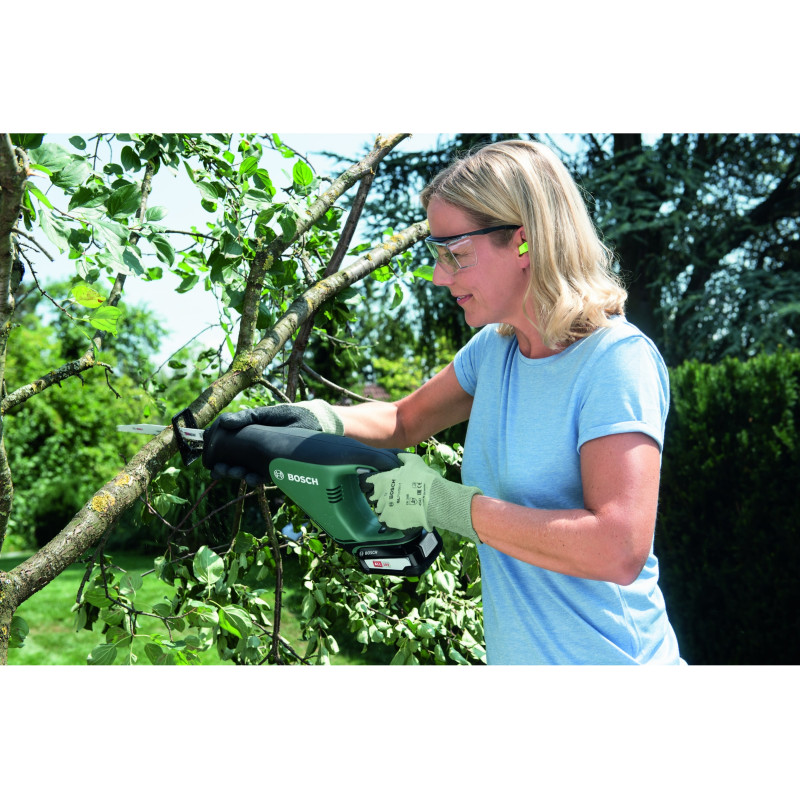 BOSCH Пила шабельна AdvancedRecip 18 Solo, 18В, 3100 р/хв, хід 14.5мм, 2.1кг, (без АКБ и ЗП) (06033B2400)