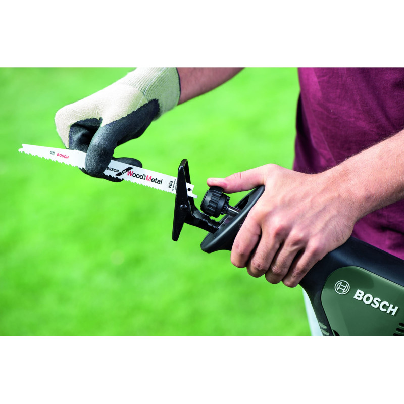 BOSCH Пила шабельна AdvancedRecip 18 Solo, 18В, 3100 р/хв, хід 14.5мм, 2.1кг, (без АКБ и ЗП) (06033B2400)