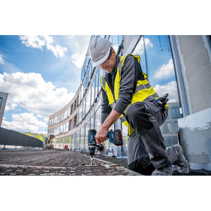 BOSCH Шурупокрут-дриль акумуляторний GSR 150С 18V 2х8.0А·год 84·150Нм 0·2200об·хв кейс ЗП 2.1кг (06019J5005)