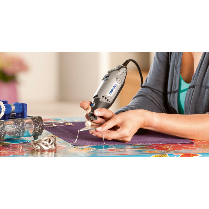 Dremel 3000 + 15 насадок (F0133000JL)