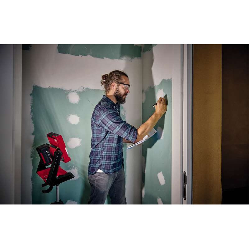 Einhell Прожектор TE-CL 18/2000 LiAC - Solo акум., PXC, 2000 лм, 18В, 5700 К, 20 LED, 18/220 В, 1.23 кг (без АКБ и ЗУ) (4514114)