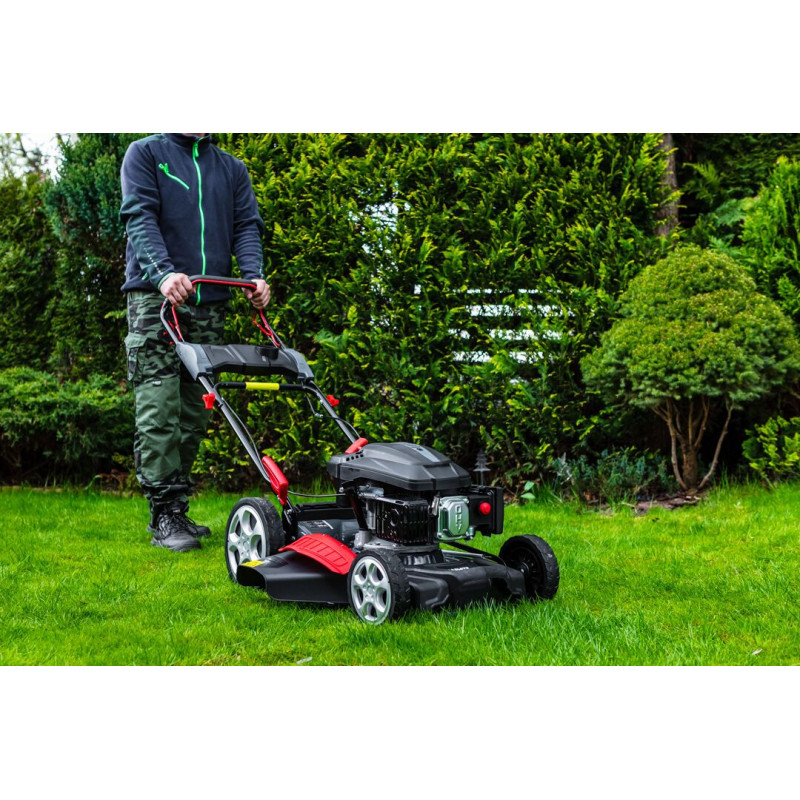 Graphite Газонокосарка бензинова, 2200Вт, 46см, 55л, мульчування, 25-65мм, 31кг (52G671)