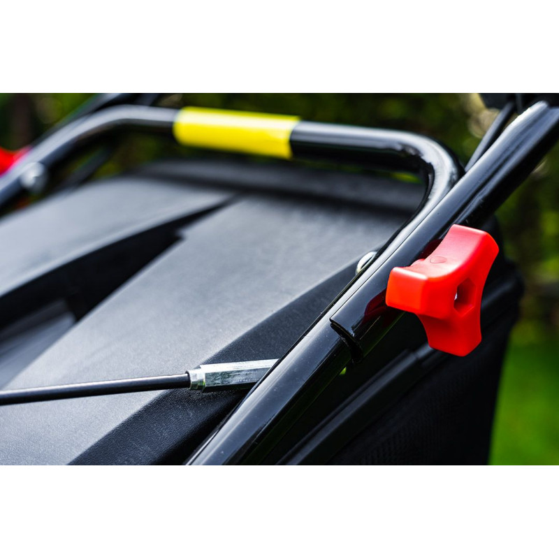 Graphite Газонокосарка бензинова, 2200Вт, 46см, 55л, мульчування, 25-65мм, 31кг (52G671)