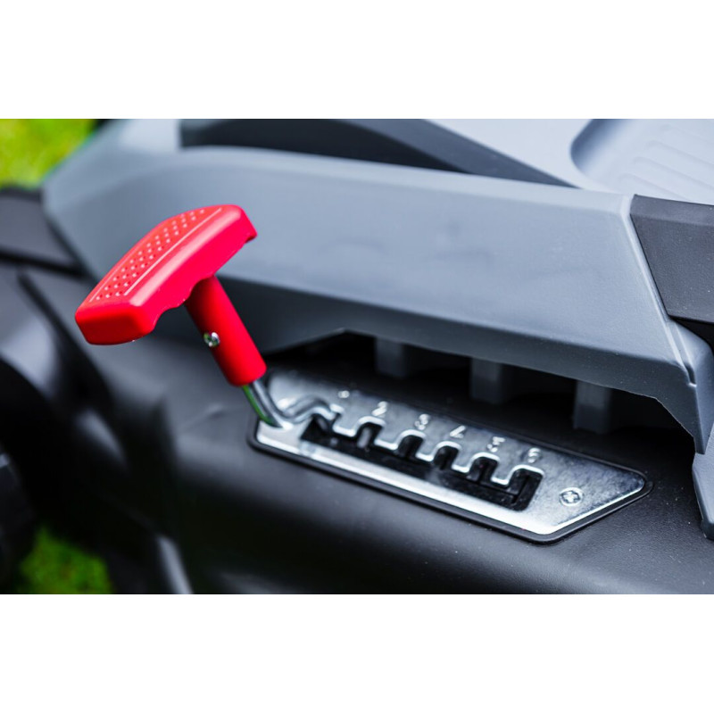 Graphite Газонокосарка 2000Вт 43см 45л 20-70мм 14кг (59G475)