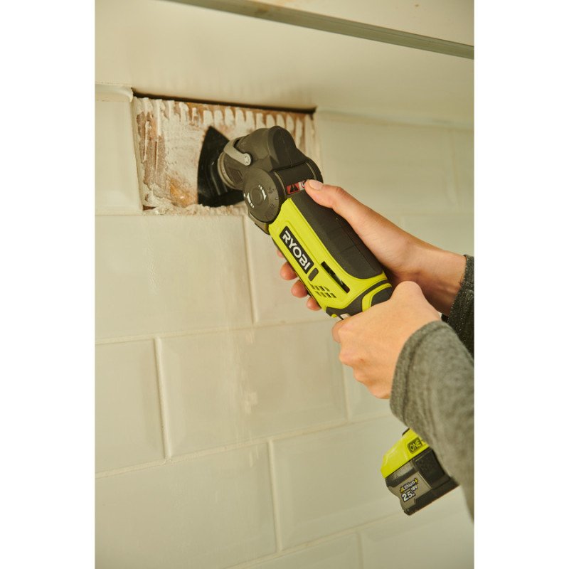 Ryobi Багатофункціональний інструмент R18MT-0 18В ONE+ 10000-20000об·хв 1кг без АКБ та ЗП (5133002466)