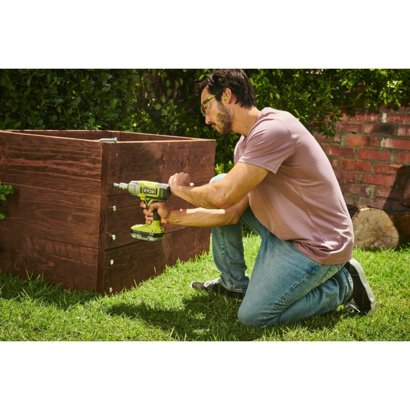 Гайковерт ударний акумуляторний Ryobi ONE+ RIW18-1C20SA3 18В АКБ 1х2А·год 2600об·хв 800Нм 1/2" 3 швидкості 1.7кг сумка (5133005664)