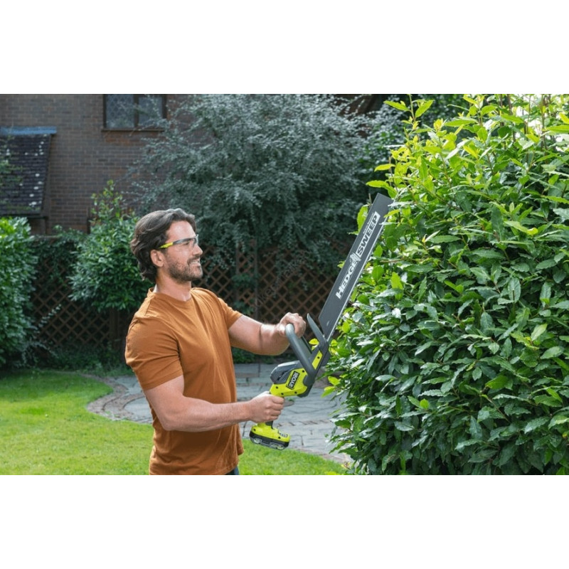 Ryobi Кущоріз акумуляторний ONE+ RY18HT45A-0 18В 45см крок різу 22мм 2.3кг без АКБ та ЗП (5133005380)