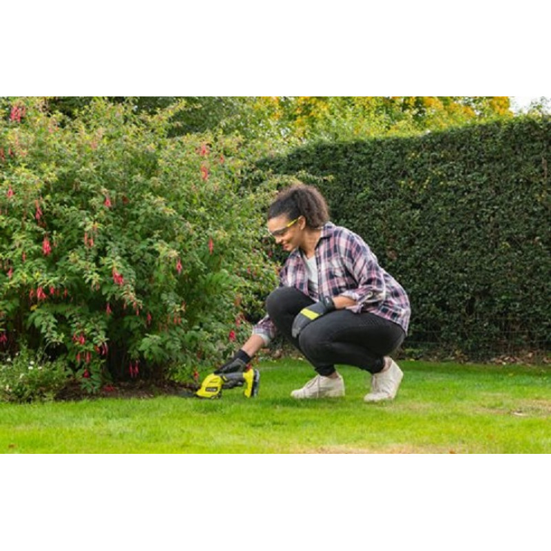 Ryobi Ножиці акумуляторні для трави RY18GSA-0 18В ONE+ з насадкою кущоріз 20см 1кг (без АКБ та ЗП) (5133005764)