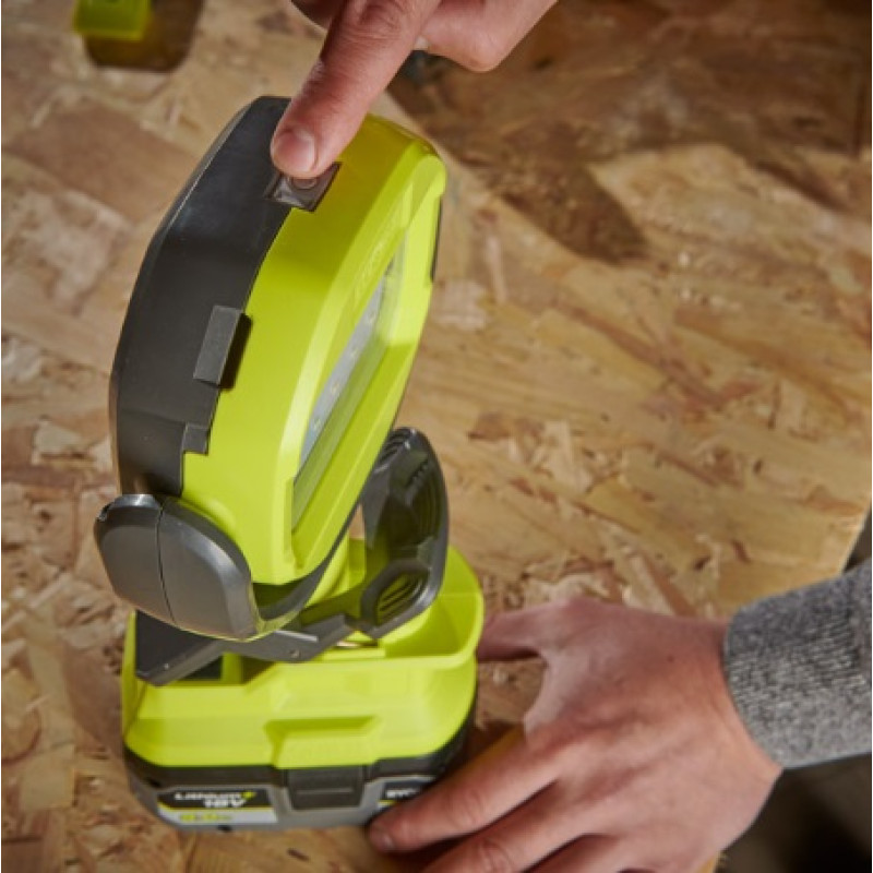 Ryobi Ліхтар RLCL18-0, ONE+ 18В, 1000 лм (без АКБ та ЗУ) (5133005594)