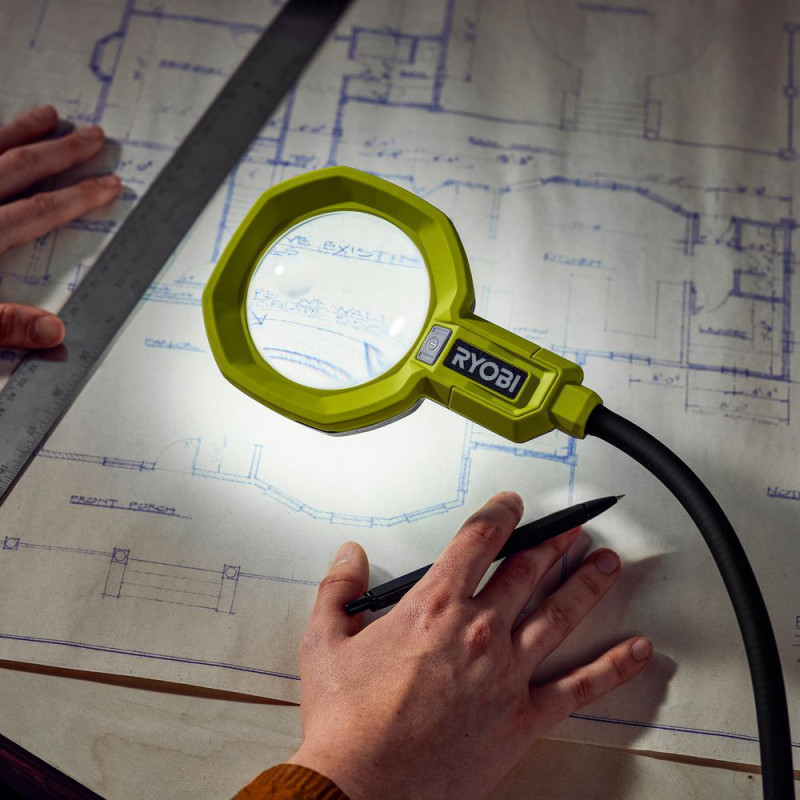 Ryobi Ліхтар RML18-0, 18В ONE+, 500лм, 2 режими,гнучка штанга, збільшувальналінза 86мм (без АКБ та ЗП) (5133005669)