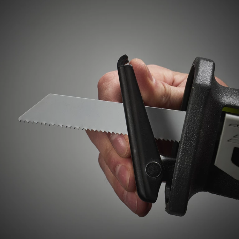 Ryobi Пила шабельна акумуляторна R18RS-0 ONE+ 18В пропил 200мм хід 28мм 2.4кг без АКБ та ЗП (5133002637)