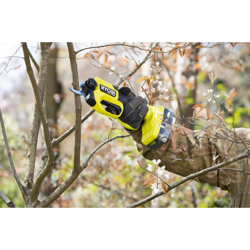 Ryobi Секатор акумуляторний ONE+ HP RY18SCXA-120T 18В акб 1х2А·год ЗП d різа 28мм 0.83кг кейс (5133005788)