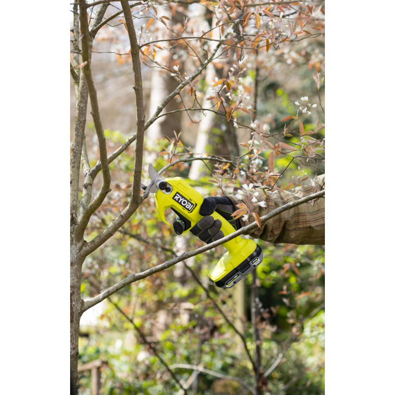 Ryobi Секатор акумуляторний ONE+ RY18SCA-0 18В d різа 25мм 0.74кг без АКБ та ЗП (5133005024)