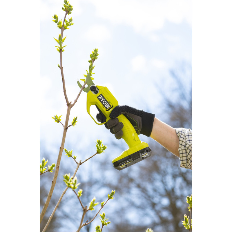 Ryobi Секатор акумуляторний ONE+ RY18SCA-0 18В d різа 25мм 0.74кг без АКБ та ЗП (5133005024)