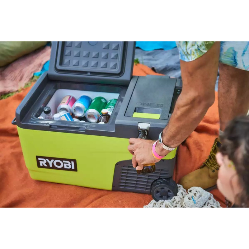 Холодильник акумуляторний мобільний Ryobi ONE+ RY18CB23A-0 18В/220В/12В 23л 2хUSB +20…-20°С 13.5кг без АКБ та ЗП (5133006103)