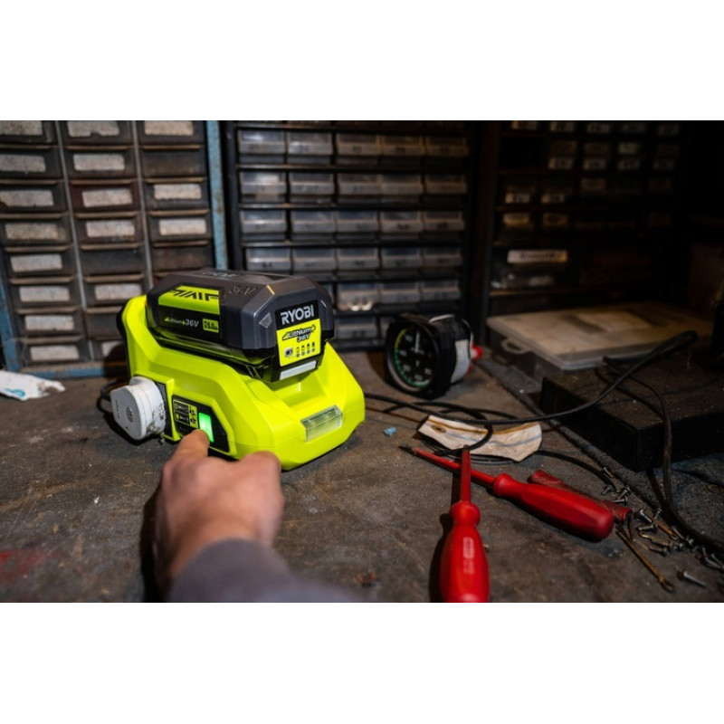 Ryobi Інвертор напруги акумуляторний RY36BI300A-0, MAX POWER 36В, 220В, 300Вт/500Вт пікова, (без АКБ та ЗУ) (5133004893)