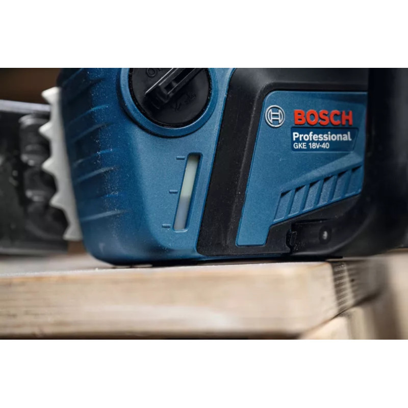 BOSCH Пила ланцюгова акумуляторна GKE 18V-4018В шина 40см 3.7кг без АКБ та ЗП (06008D3000)