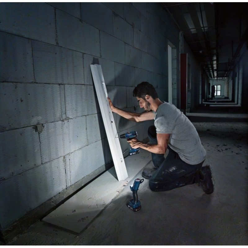 BOSCH Шурупокрут-дриль акумуляторний GSR 180-LI 18В 2х2А·год 54Нм 450·1700об·хв 1.6кг (06019F8109)