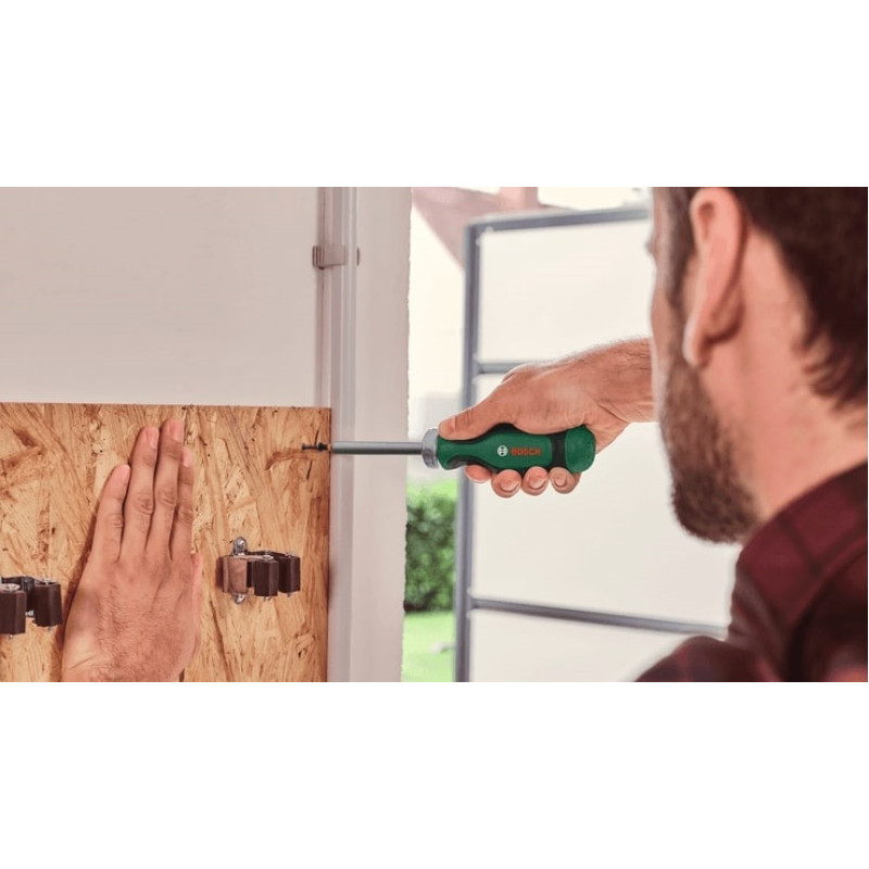 BOSCH Викрутка з тріскачкою, 12 насадок, руків'я PC+ABS+TPR , 207мм, сталь CrV (1600A032V0)