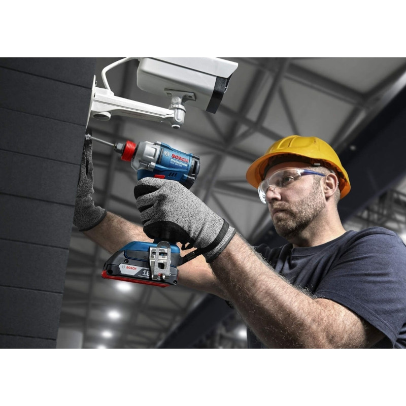 BOSCH Гвинтоверт ударний акумуляторний GDR 18V-215 18В АКБ 2х2А·год 3800об·хв 215Нм M6-M16 ЗП GAL18V-20 кейс 1кг (06019N2022)