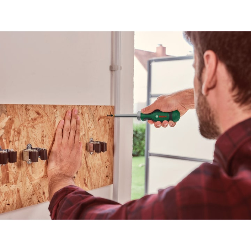 BOSCH Викрутка 12 насадок, Tx, PZ, PH, SL, HEX (1600A02BX2)