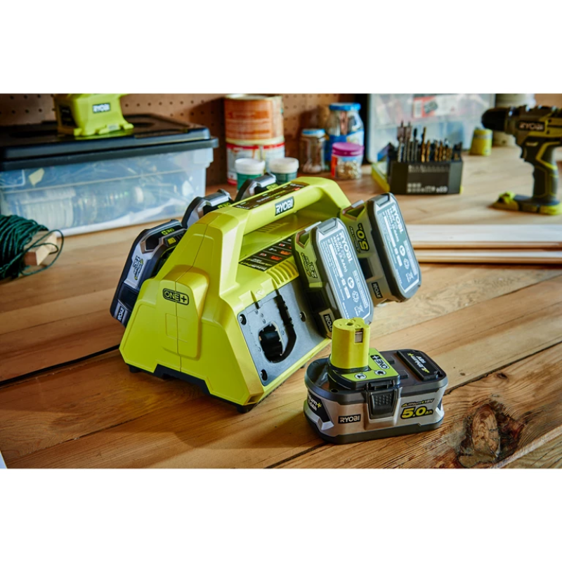 Зарядний пристрій Ryobi ONE+ RC18627 18В 2.7А 6-портовий (5133002630)