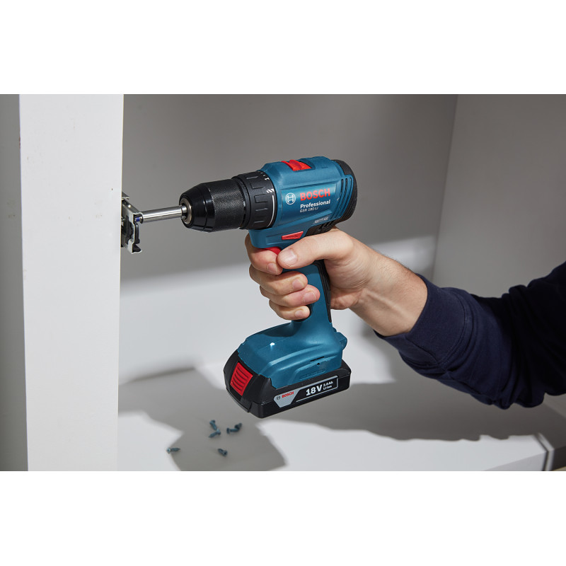 BOSCH Шурупокрут-дриль акумуляторний GSR 185-LI 18В 2х2.0А·год 50Нм 500·1900об·хв 0.9кг (06019K3000)