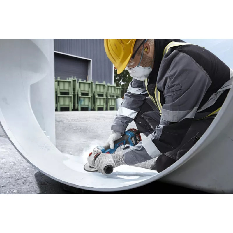 BOSCH Шліфмашина кутова акумуляторна GWS 18V-11S 125мм 18В 1x5А·год 0-9000об·хв 1.7кг кейс ЗПGAL1880CV (06019N4003)